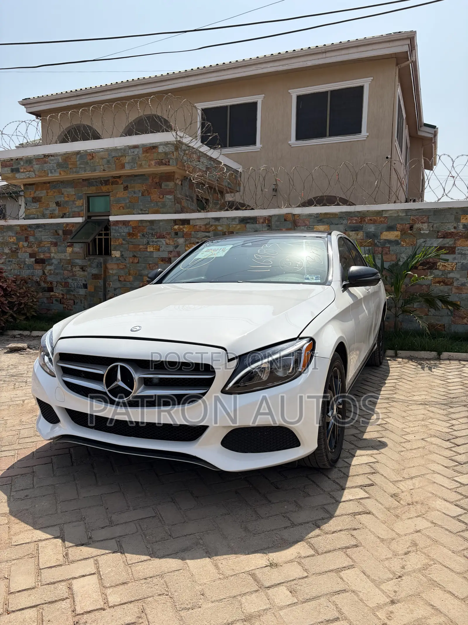 Mercedes-Benz C300 Luxury 4Matic Sedan AWD (2.0L 4cyl 7A) 2016 White