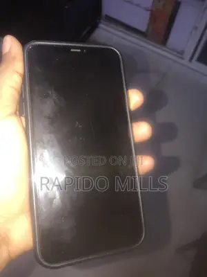 Apple iPhone 11 Pro Max 64 GB Green
