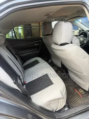 Toyota Corolla LE 4dr Sedan (1.8L 4cyl CVT) 2014 Gray
