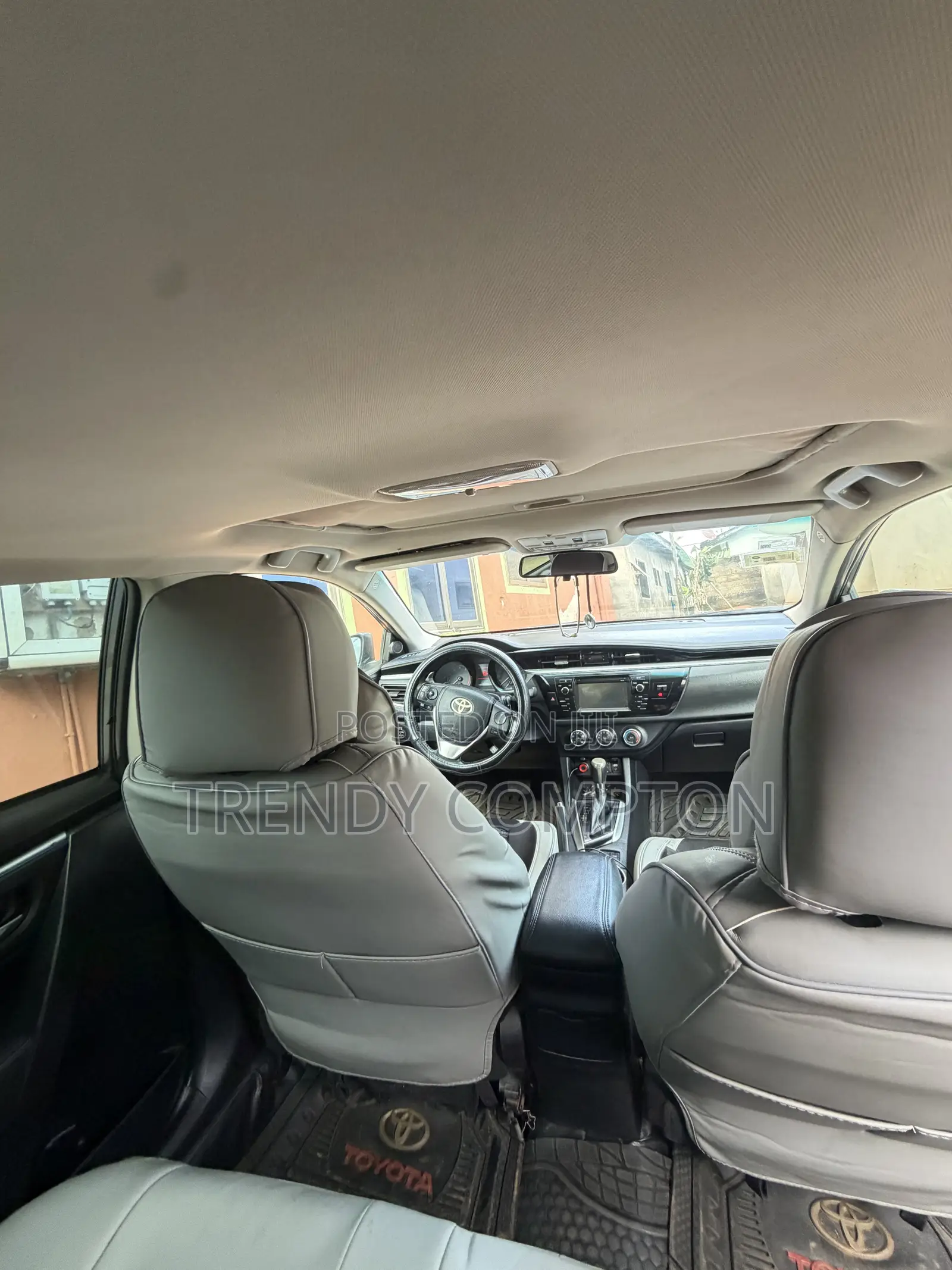 Toyota Corolla LE 4dr Sedan (1.8L 4cyl CVT) 2014 Gray