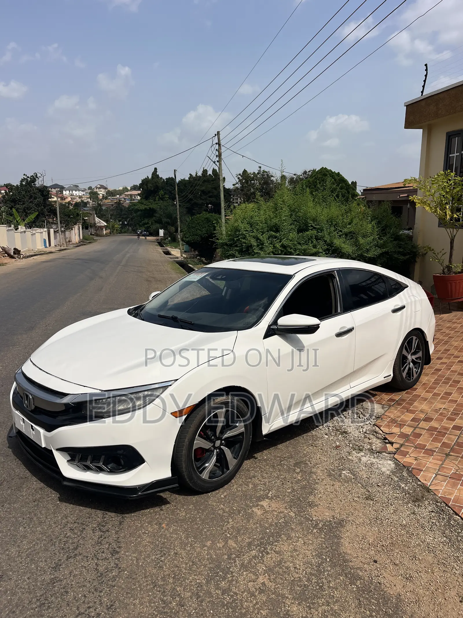 Honda Civic Touring 4dr Sedan (1.5L 4cyl) 2017 White