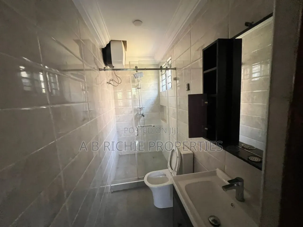 3bdrm House in Ab Richie Properties, School Area for rent