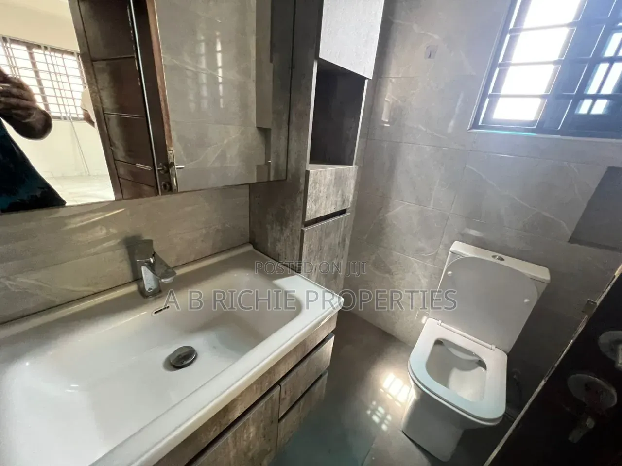 3bdrm House in Ab Richie Properties, School Area for rent