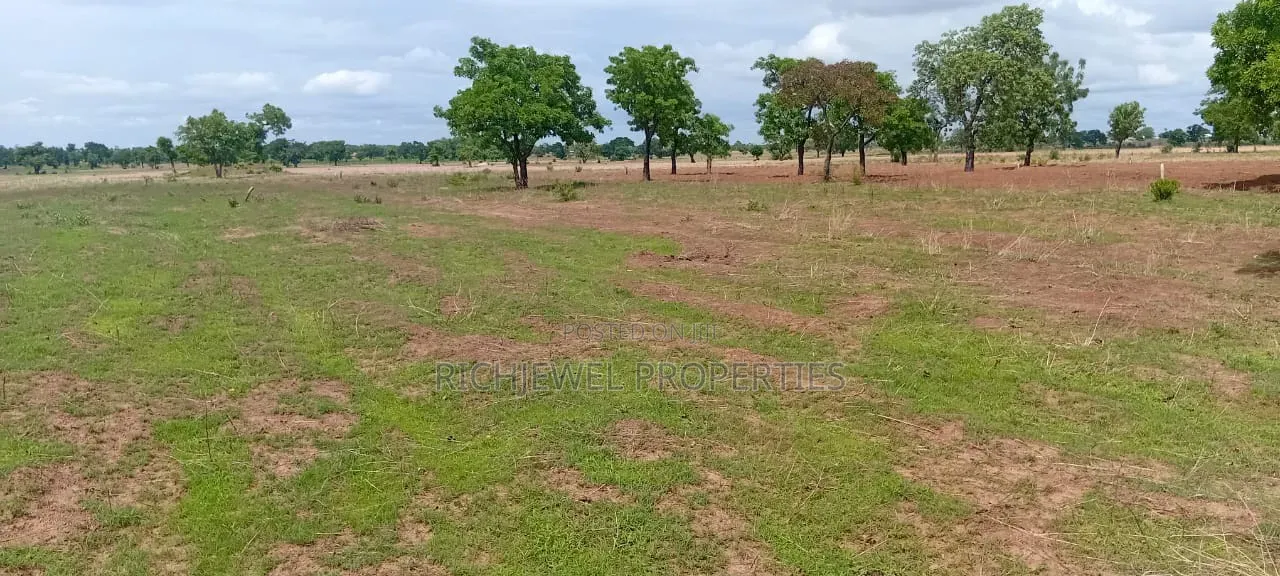 Plots of Land With a Duplex Foundation for Sale