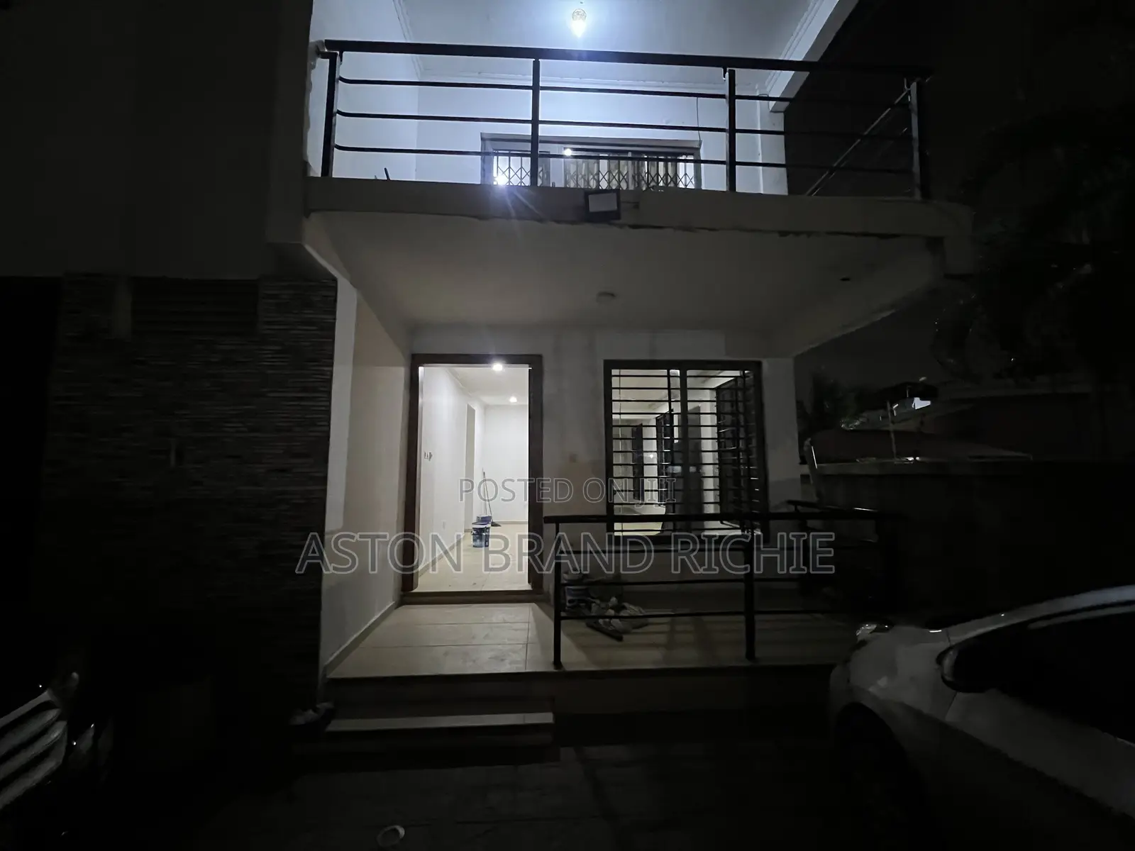 3bdrm Apartment in Aston Brand Richie, Parakuo Estate for rent