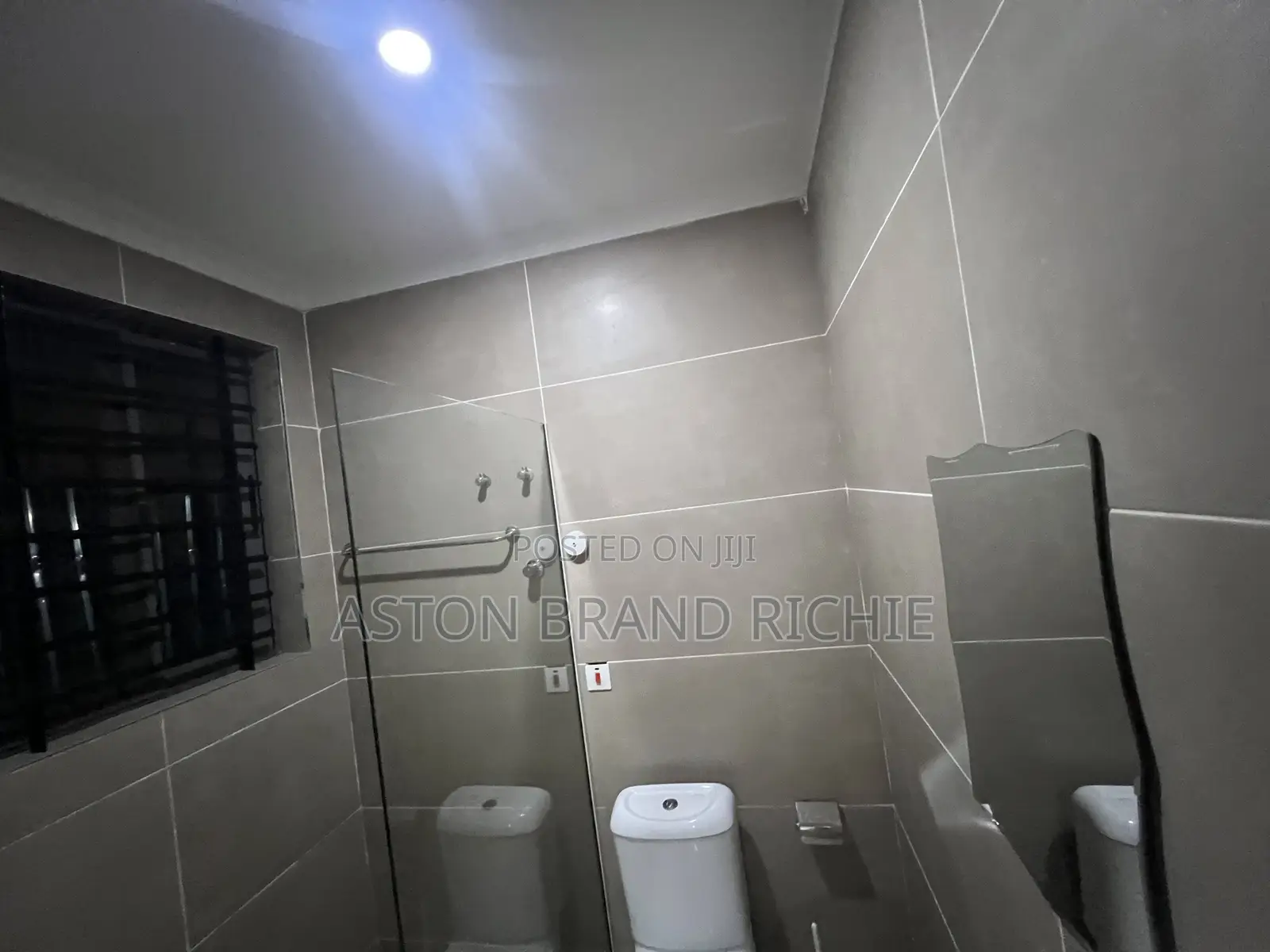 3bdrm Apartment in Aston Brand Richie, Parakuo Estate for rent