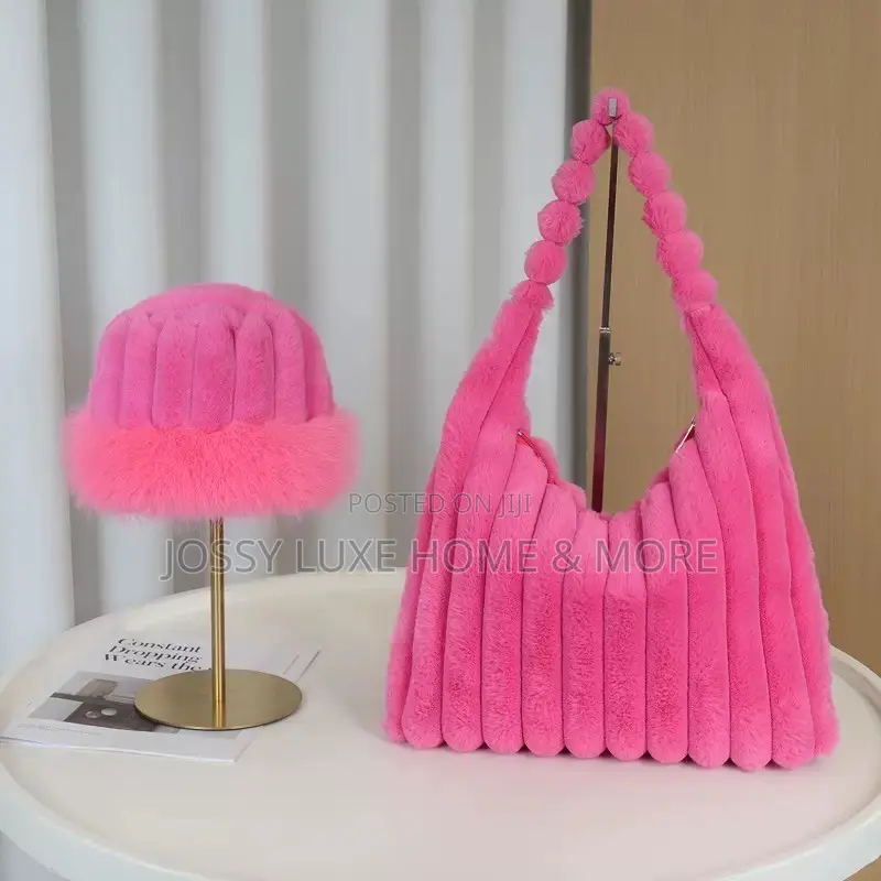 Fluffy Tote Bag + Hat