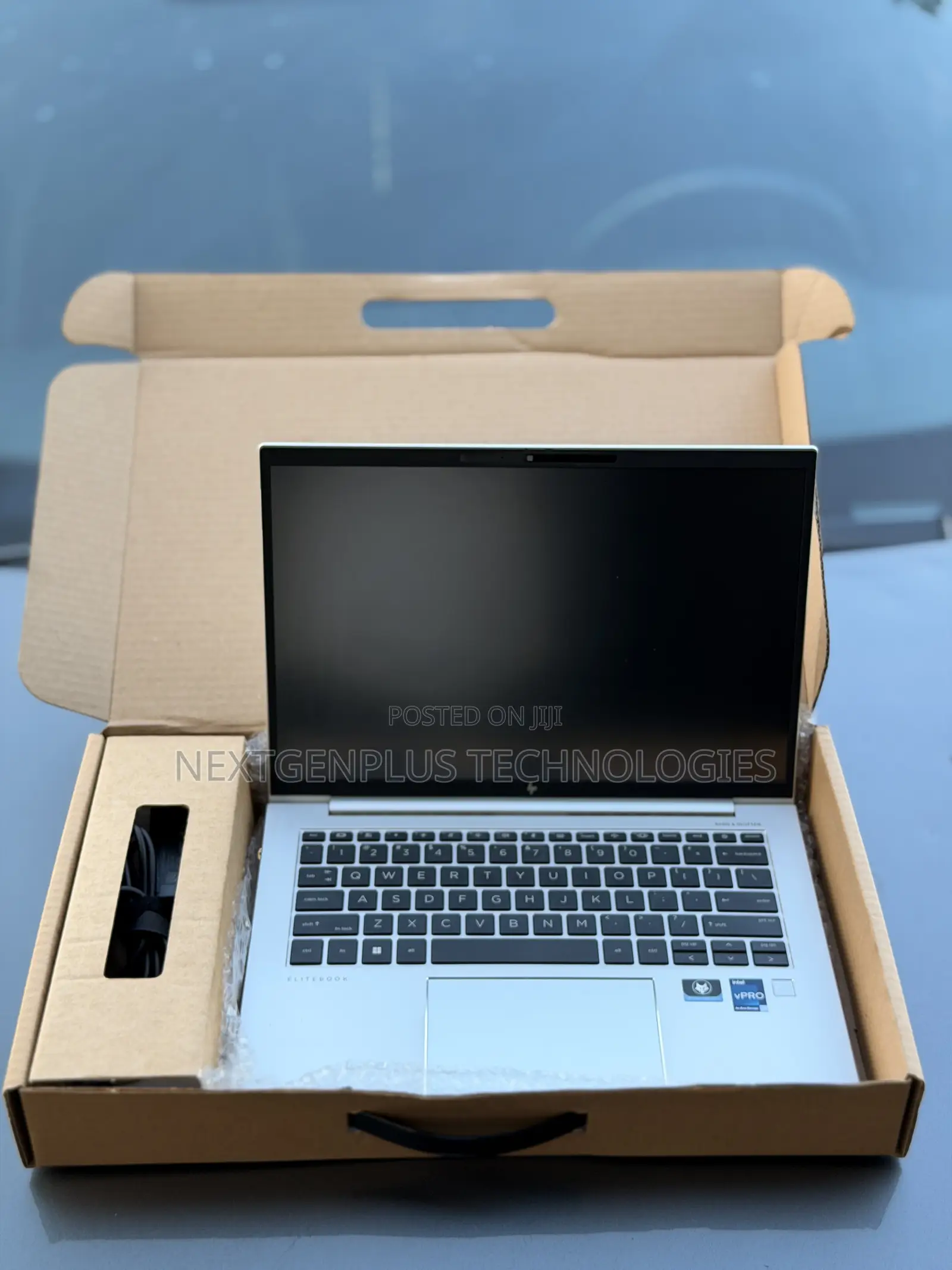 New Laptop HP EliteBook 840 G9 16GB Intel Core i7 SSD 512GB