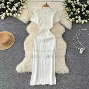 Elegant Ribbed Button-Down Maxi Dress