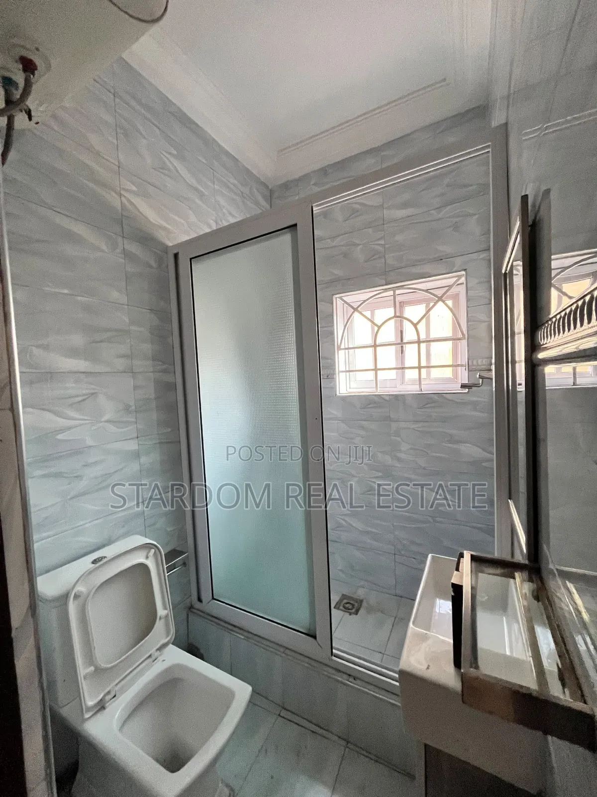 1bdrm Apartment in East Legon, American House for rent