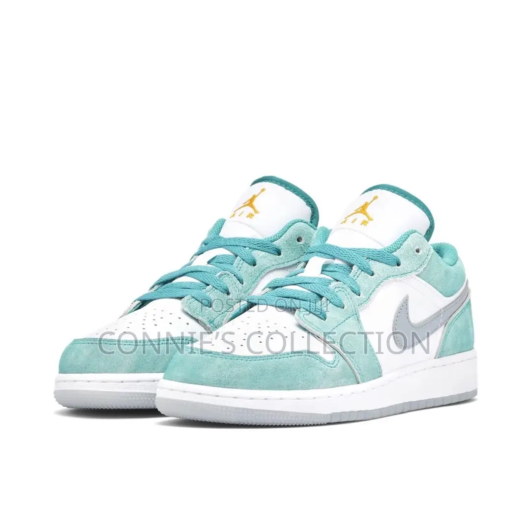 Nike Air Jordan 1 Low SE