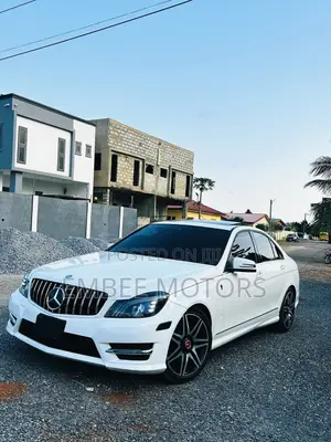 Mercedes-Benz C250 2014 White