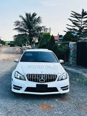 Mercedes-Benz C250 2014 White