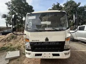 Brand New Sinotruk Howo Tanker (5,000 Liters)