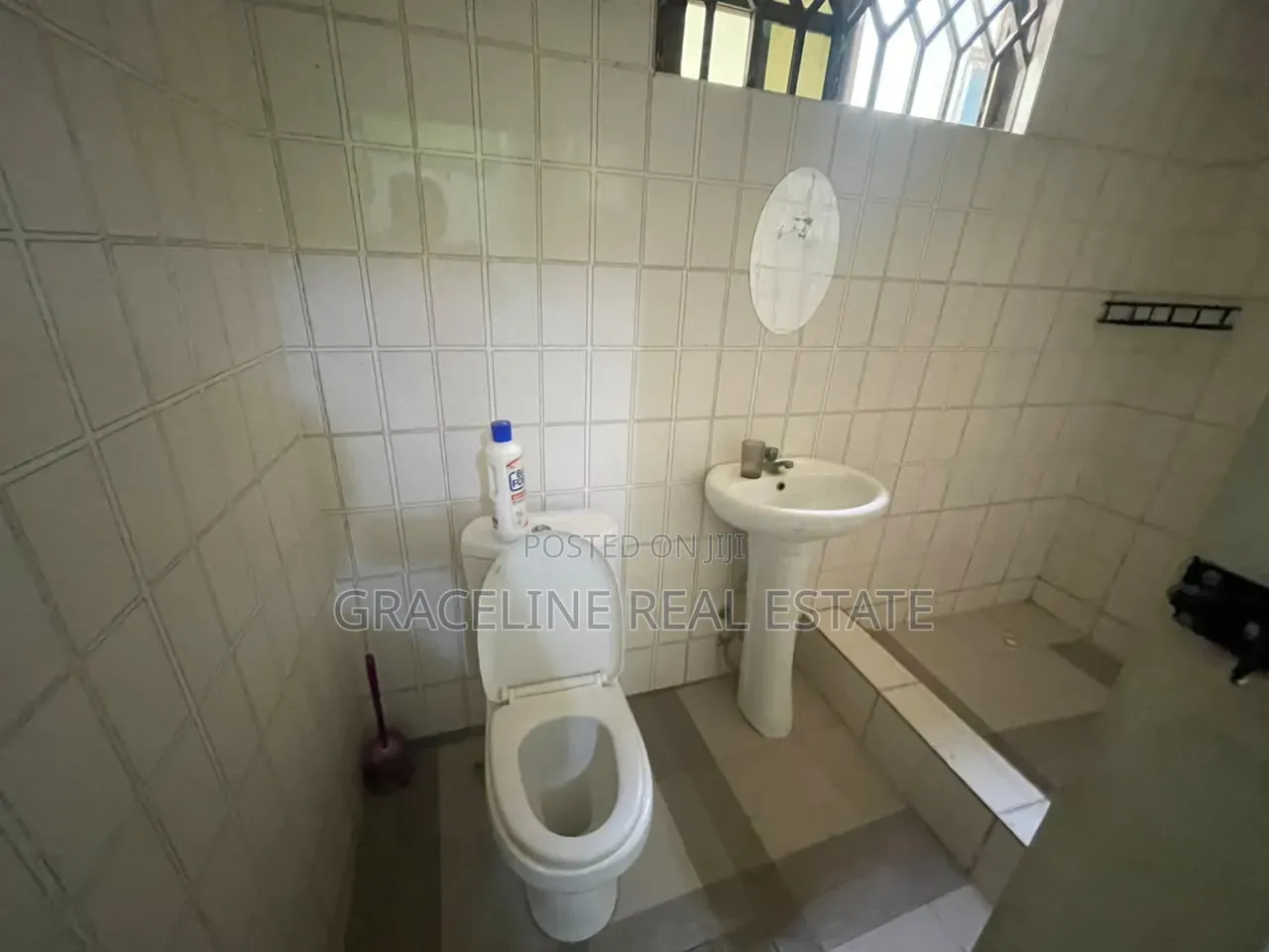 2bdrm Apartment in Graceline Real, Last Stop for rent