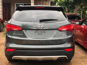 Hyundai Santa Fe 2014 Black