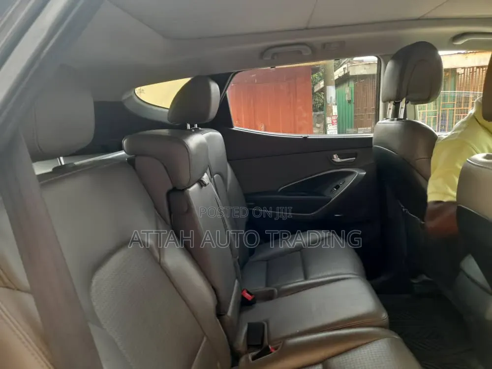Hyundai Santa Fe 2013 Black