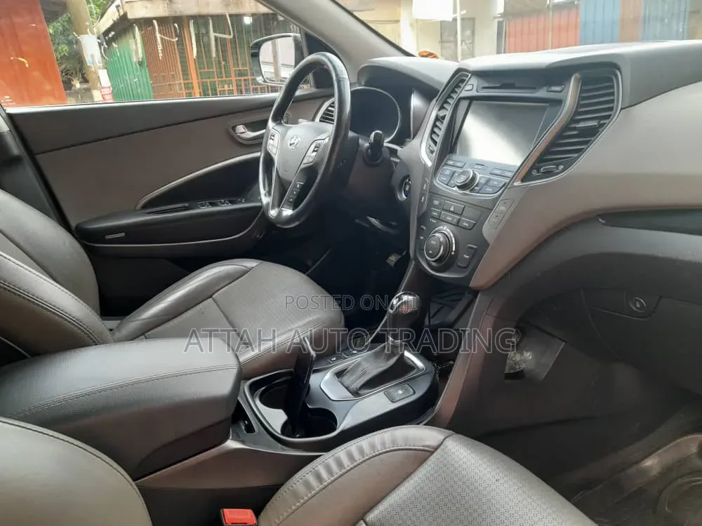 Hyundai Santa Fe 2013 Black