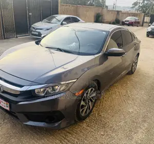 Honda Civic EX 4dr Sedan (2.0L 4cyl) 2017 Gray