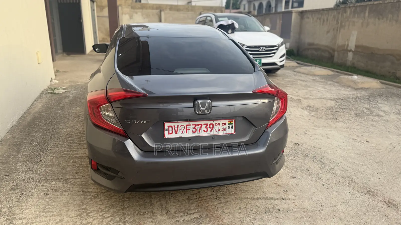 Honda Civic EX 4dr Sedan (2.0L 4cyl) 2017 Gray
