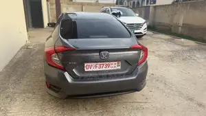 Honda Civic EX 4dr Sedan (2.0L 4cyl) 2017 Gray