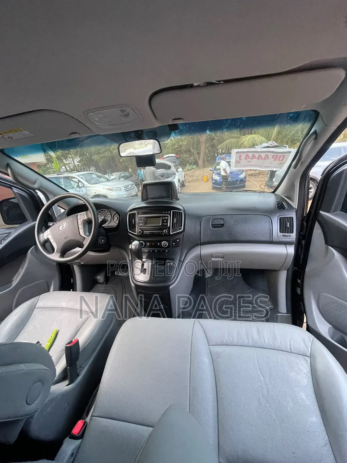 Hyundai Staria 2.2D AWD 2022 Black