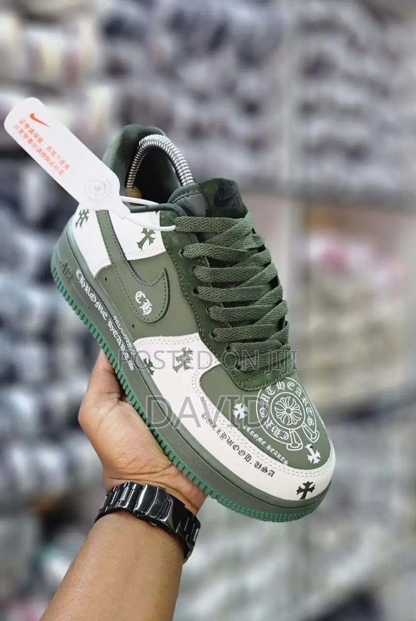 Nike Air Force 1