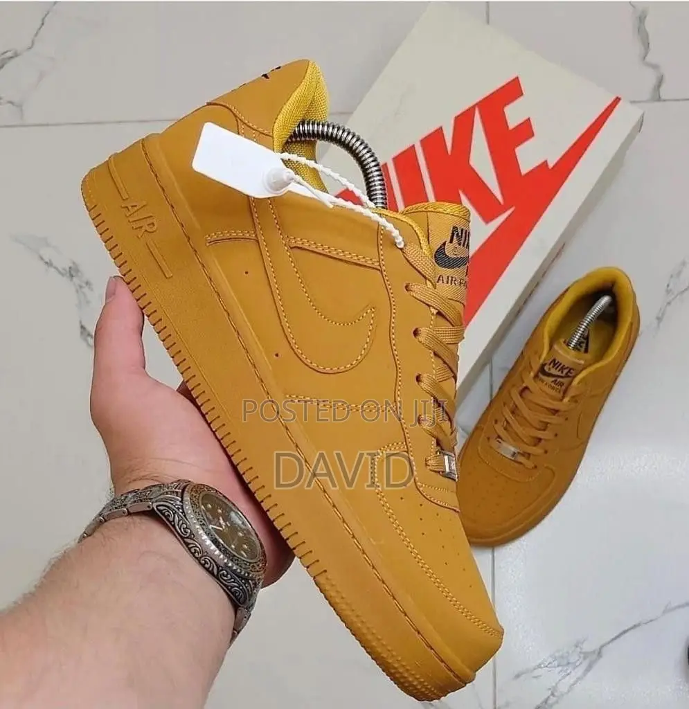 Nike Air Force 1