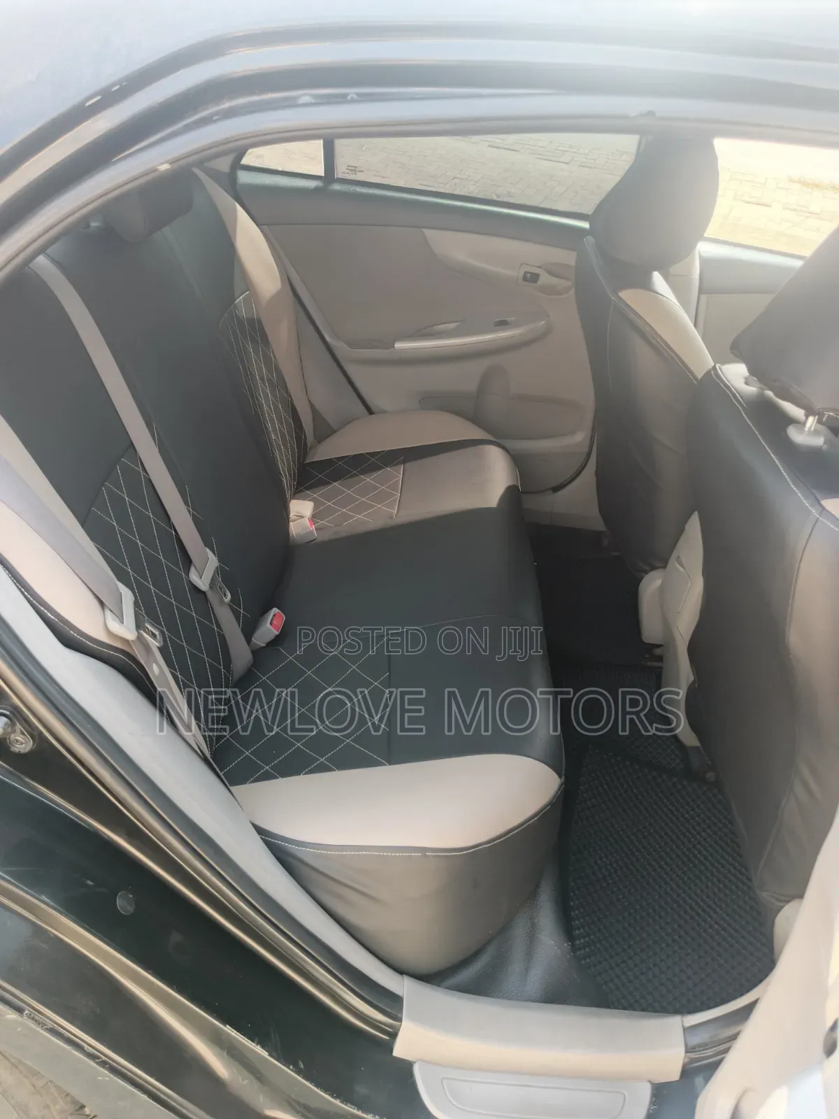 Toyota Corolla S 5-Speed 2013 Black