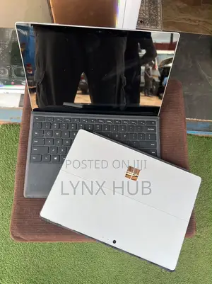 Laptop Microsoft Surface Pro 6 8GB Intel Core i5 SSD 256GB