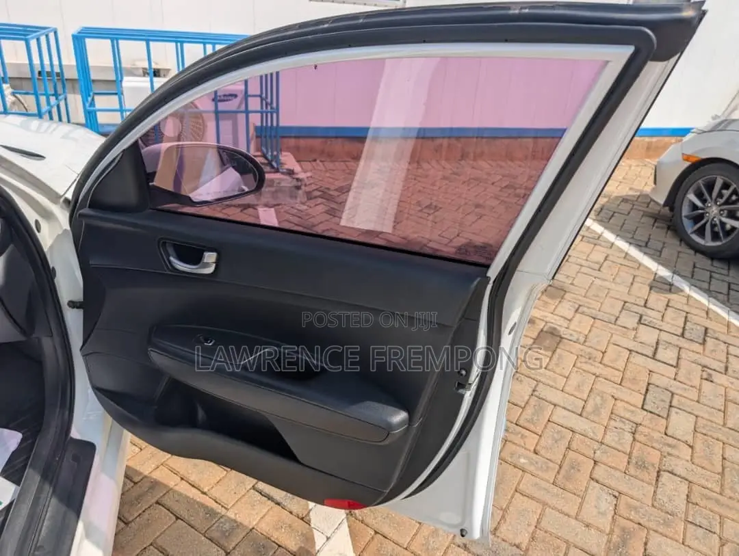 Kia K5 2017 White