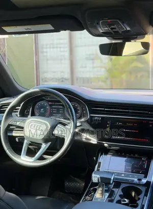 Audi Q8 55 Premium AWD quattro 2020 Silver
