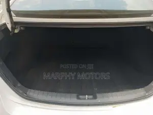 Hyundai Elantra 2017 White