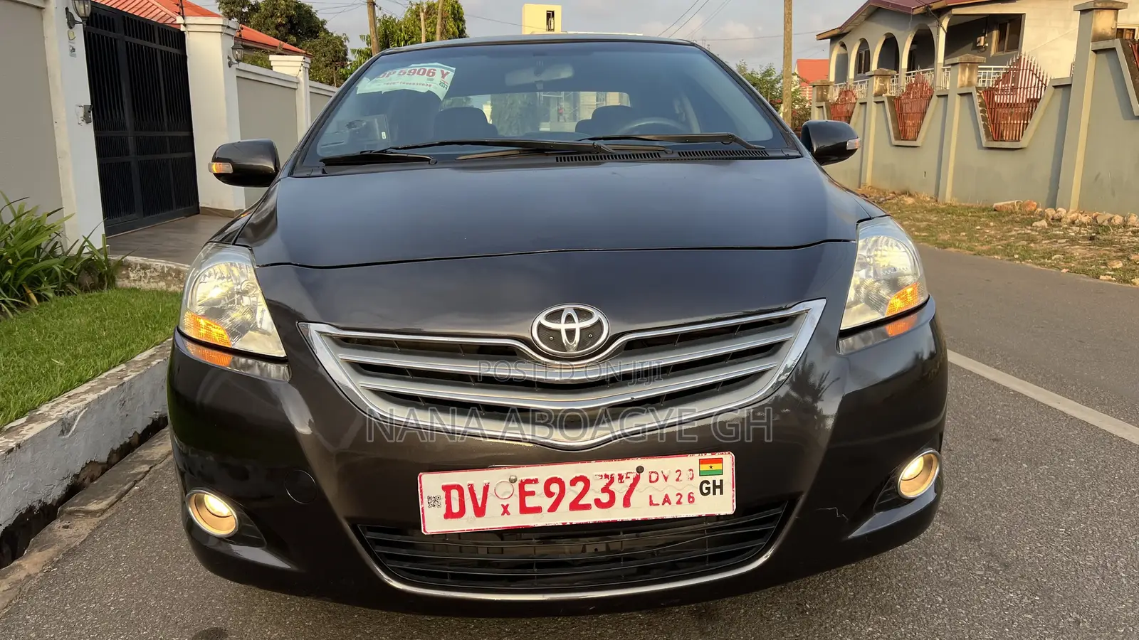 Toyota Belta 2011 Gray