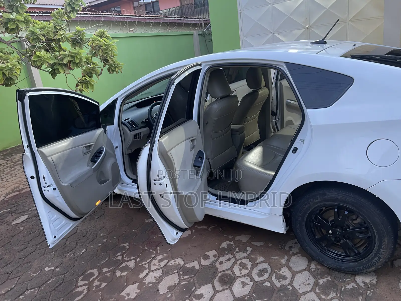 Toyota Prius 2010 White