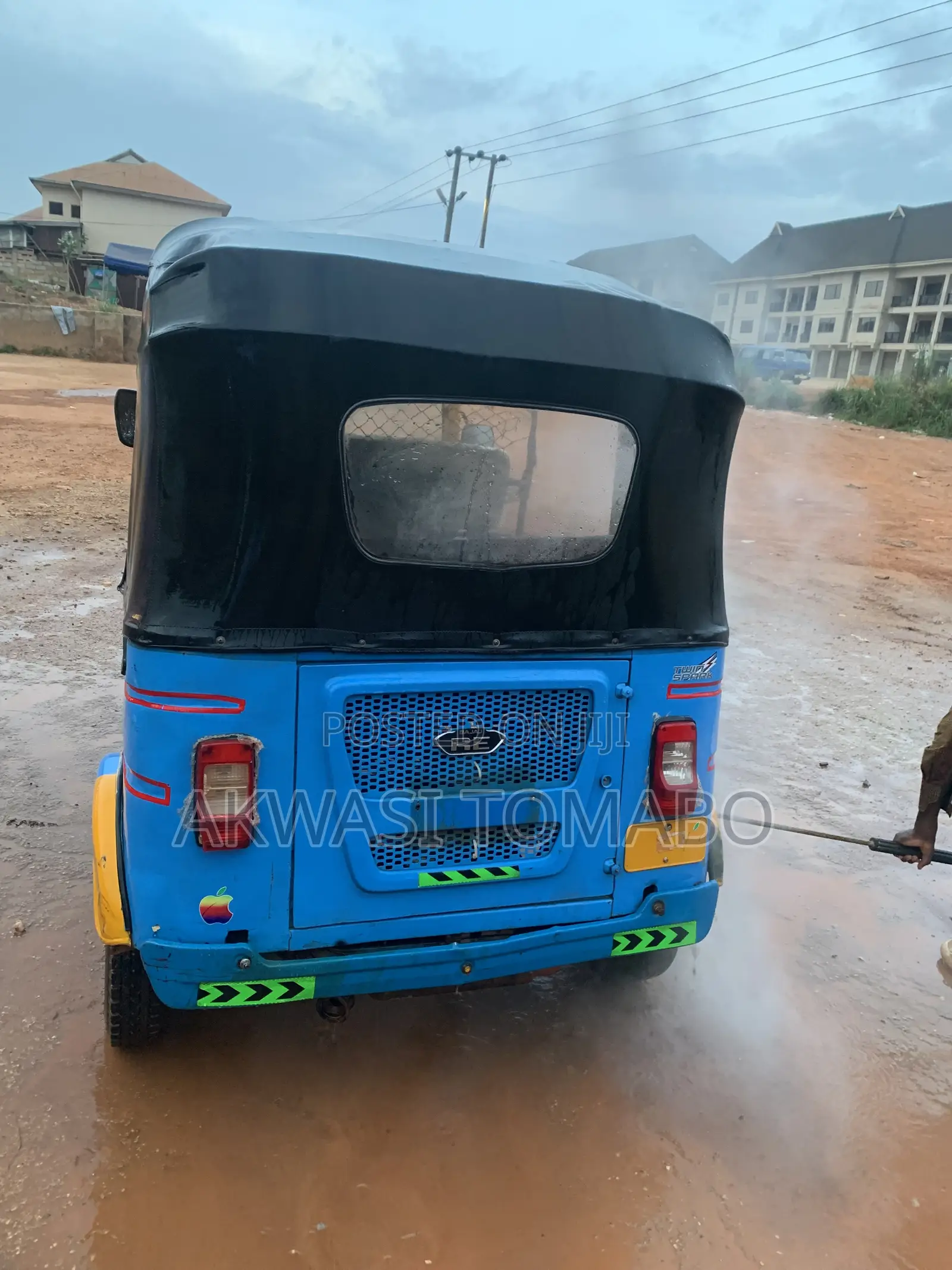Bajaj RE 2025 Blue