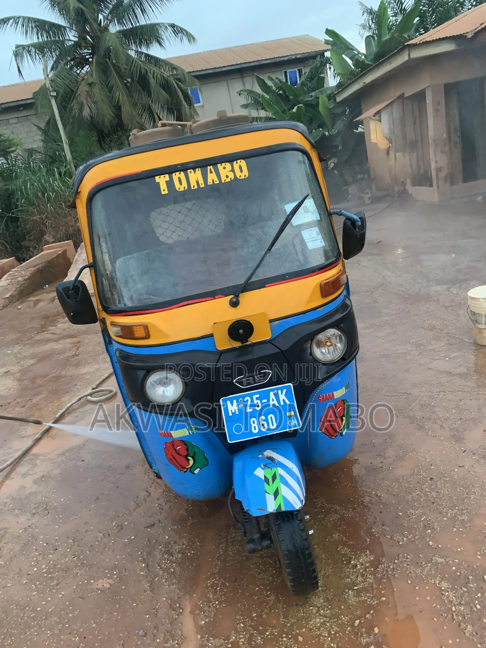 Bajaj RE 2025 Blue