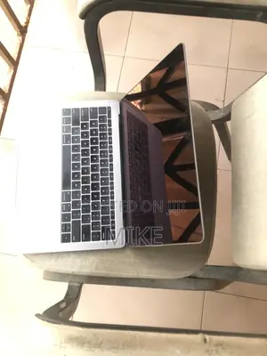 Laptop Apple MacBook Pro 2020 16GB Intel Core i7 SSD 512GB