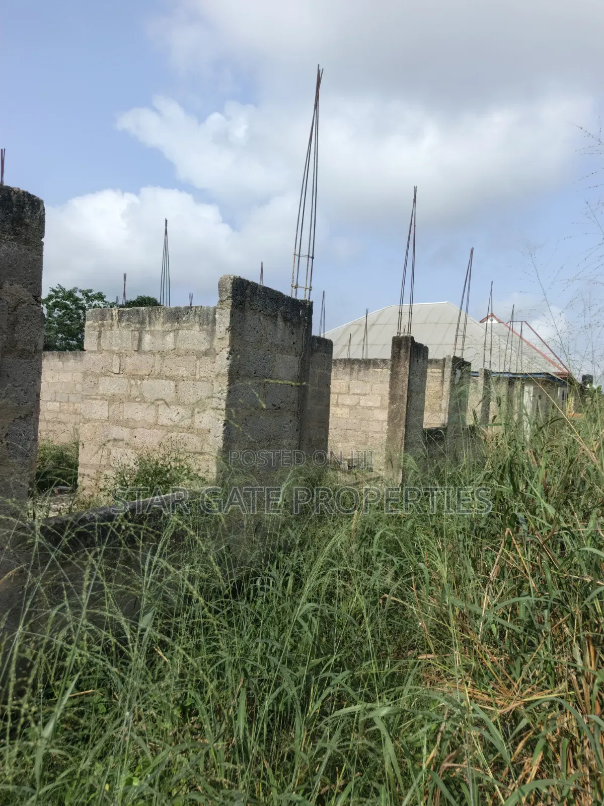 8bdrm Apartment in Kumasi Metropolitan for sale