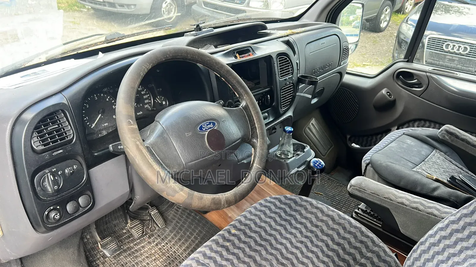 Ford Transit 2001 Black