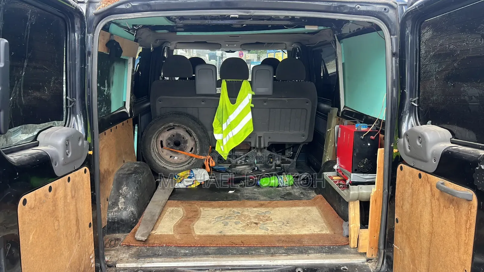 Ford Transit 2001 Black