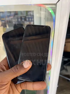 Apple iPhone X 64 GB Black