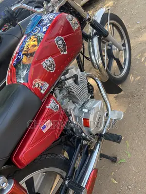 Royal RY125 2026 Red