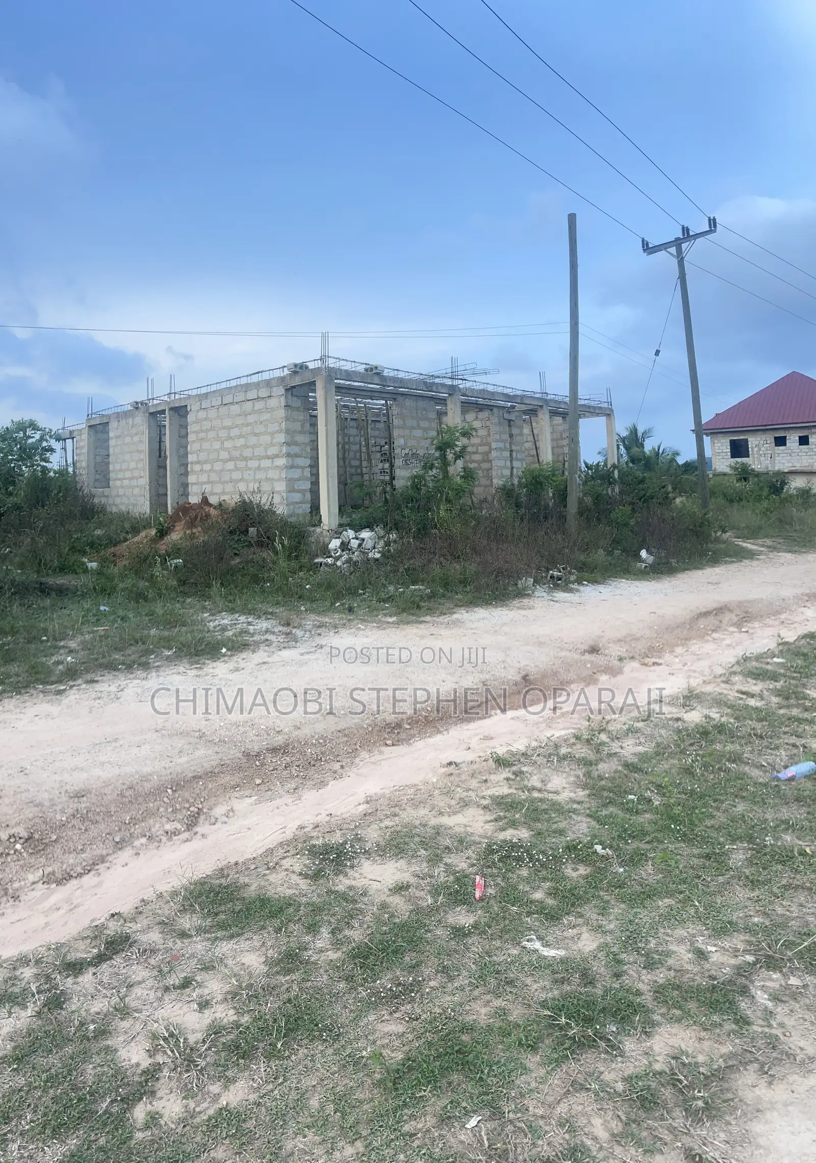 Uncompleted 2-Bedroom Flat With 3 Stores for Sale – Portin