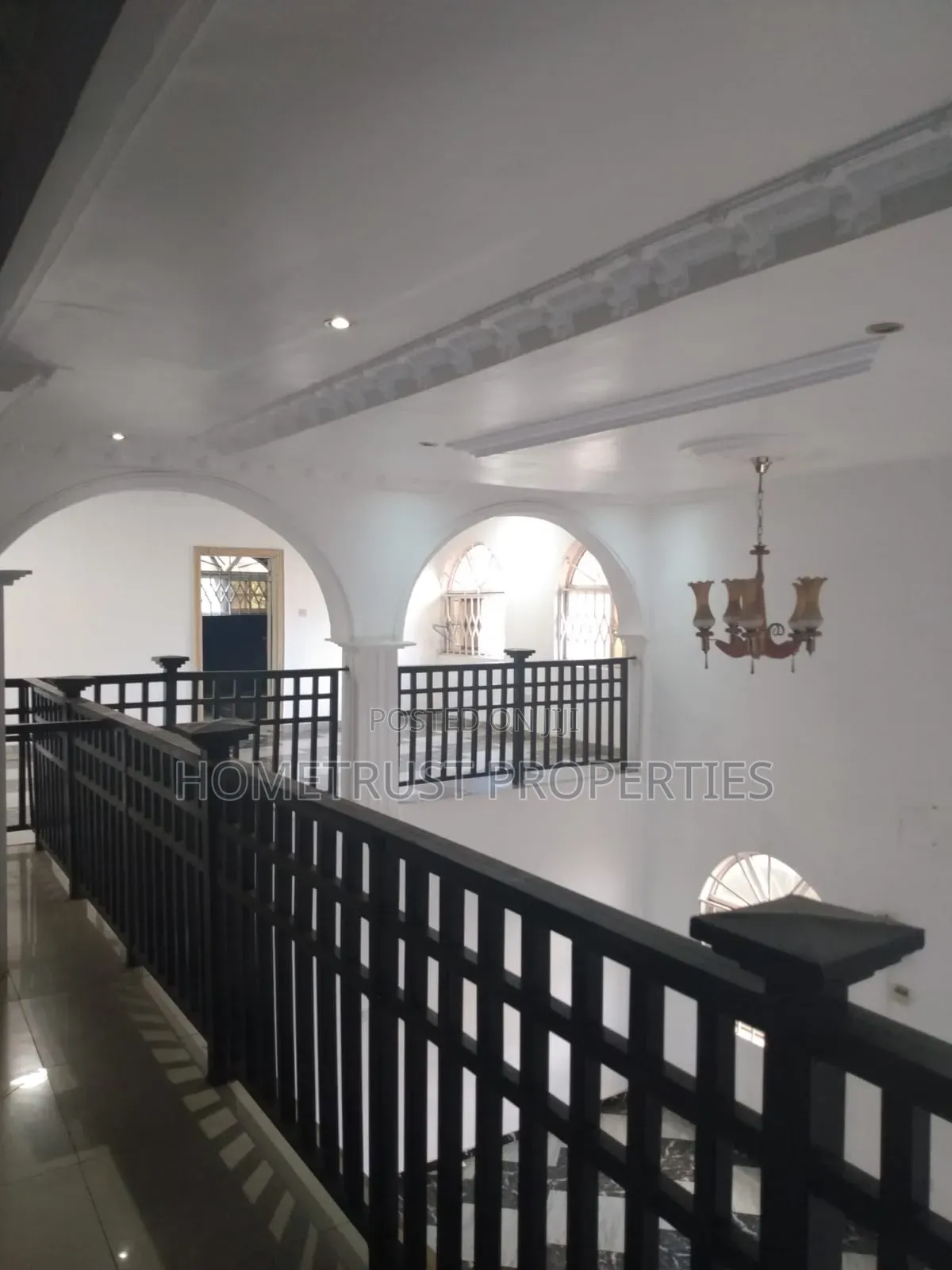 4bdrm Duplex in Kwabenya Aboum for sale