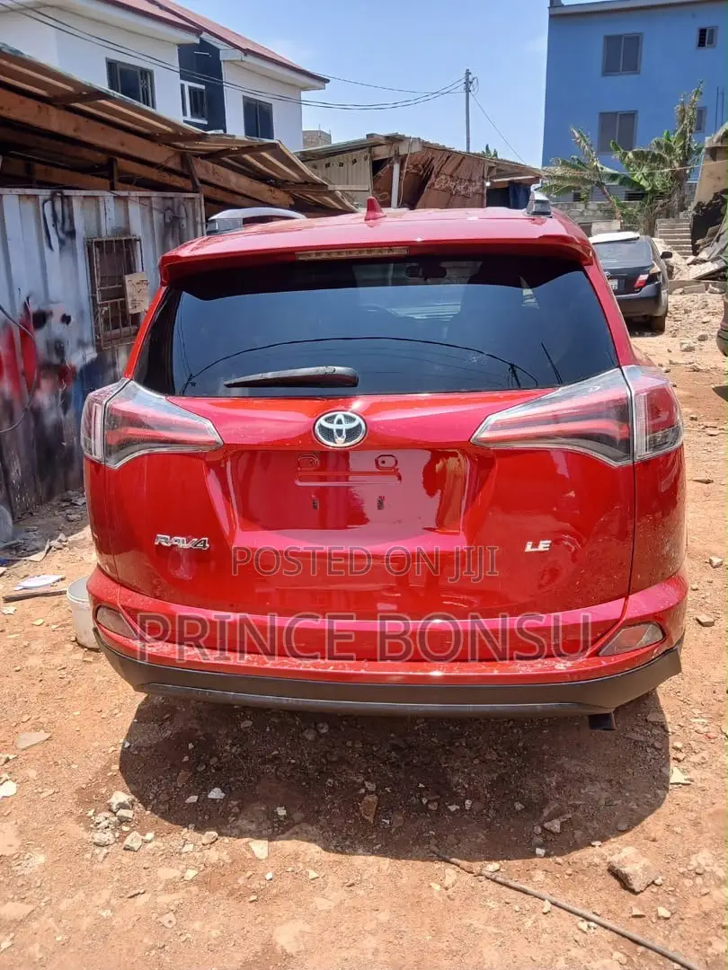 Toyota RAV4 2017 Orange