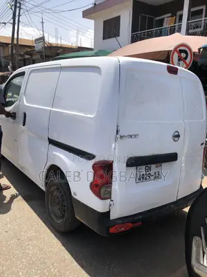Nissan Vanette 2010 White