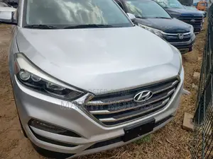 Hyundai Tucson 2018 Silver