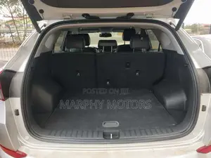 Hyundai Tucson 2018 Silver