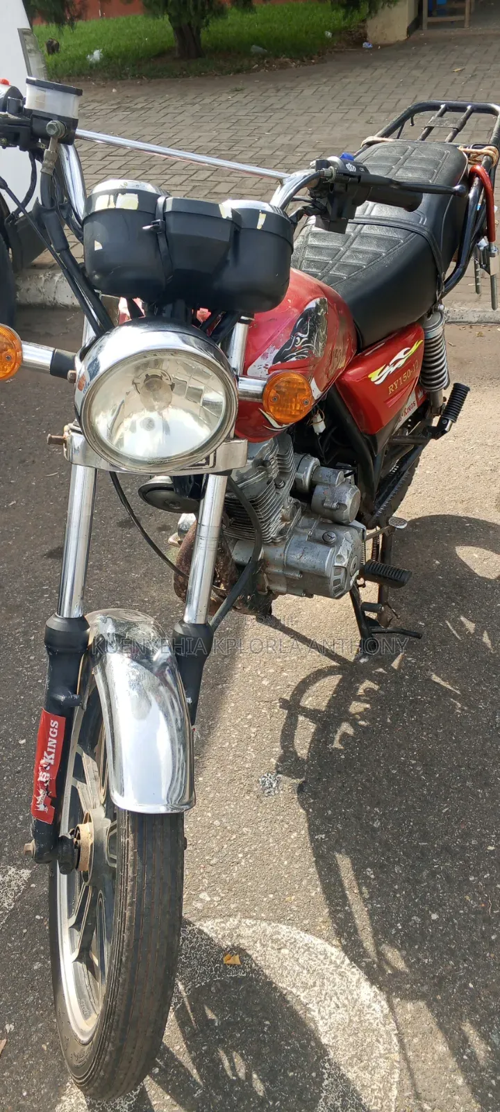Royal Motorcycle 2017 Red